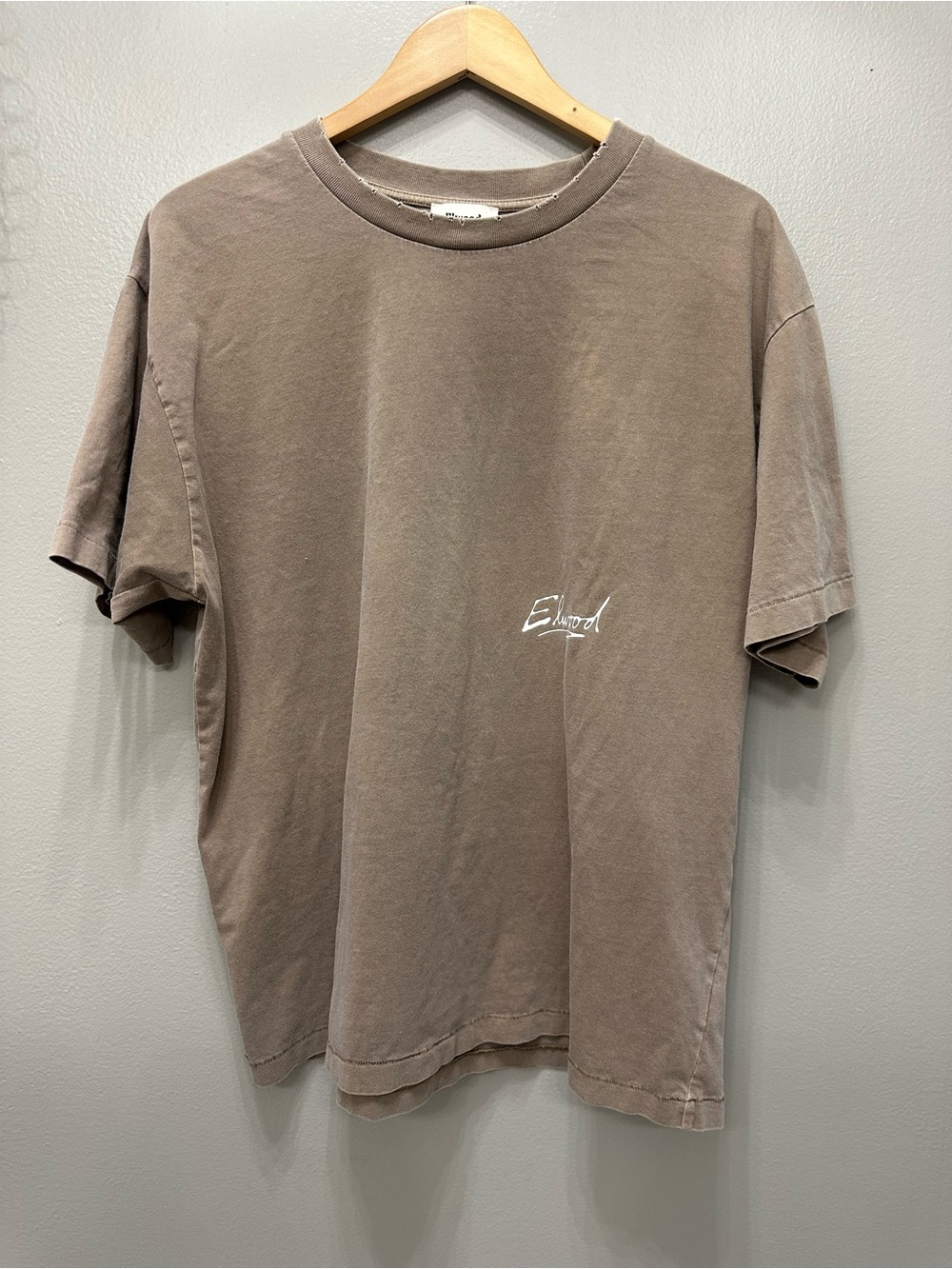Elwood Men’s Short-Sleeve Tee in Brown